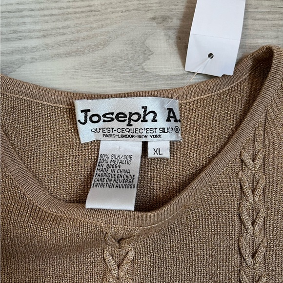 Joseph A Gold Metallic Vest NWT - Picture 4 of 4
